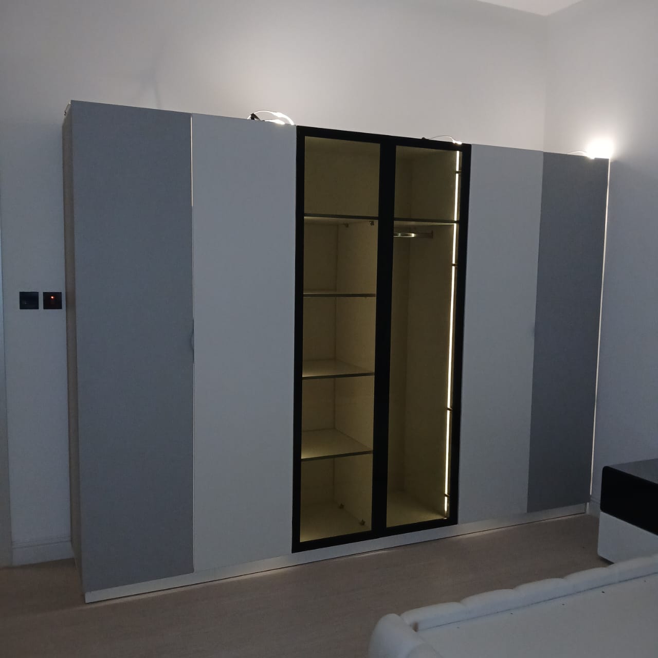 تفصيل الأثاث